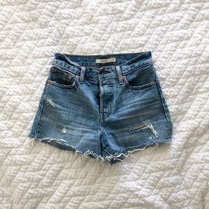 Levi’s Wedgie Shorts